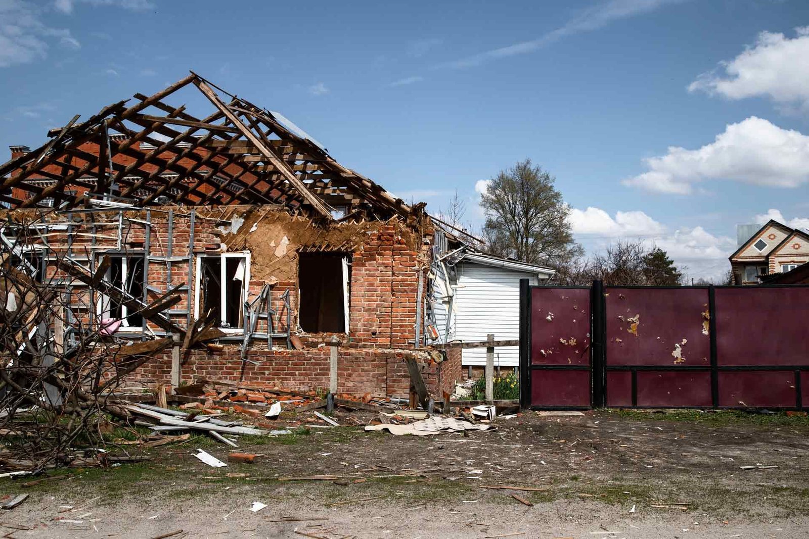 Read more about the article What to Do After a House Fire: A Complete Checklist